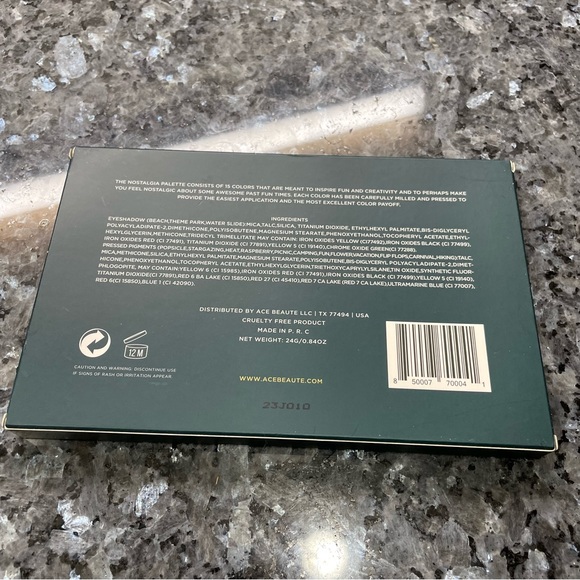 Ace Beauté Nostalgia Palette / New in Box / Boutique - Picture 8 of 9